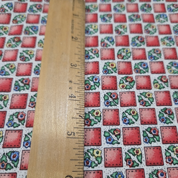 Vintage Rate Blocks Floral Cotton Sewing - Quilting Fabric 3 YARDS - Picture 4 of 9